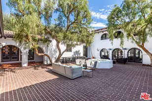 820 N Roxbury Dr, Beverly Hills, CA 90210 - Photo 32