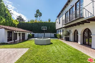820 N Roxbury Dr, Beverly Hills, CA 90210 - Photo 36