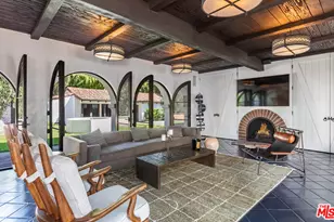 820 N Roxbury Dr, Beverly Hills, CA 90210 - Photo 16