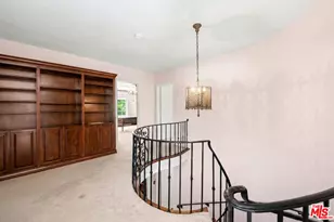 608 Trenton Dr, Beverly Hills, CA 90210 - Photo 18