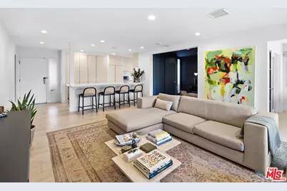 930 California Ave #301, Santa Monica, CA 90403 - Photo 1
