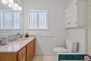 1142 S Windsor Blvd, Los Angeles, CA 90019 - Photo 16