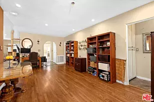 2080 E Washington Blvd, Pasadena, CA 91104 - Photo 8