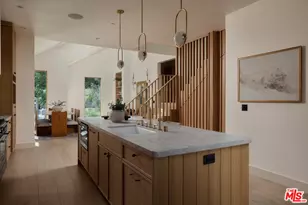 534 N Bronson Ave, Los Angeles, CA 90004 - Photo 6