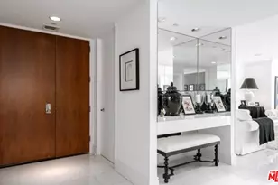 10350 Wilshire Blvd, Los Angeles, CA 90024 - Photo 10