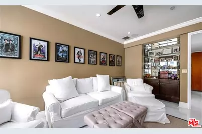 10350 Wilshire Blvd #404, Los Angeles, CA 90024 - Photo 8