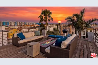 111 Eastwind St, Marina del Rey, CA 90292 - Photo 2