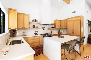 12426 Woodgreen St, Los Angeles, CA 90066 - Photo 8
