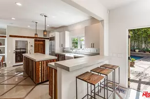 8249 Marmont Ln, West Hollywood, CA 90069 - Photo 10