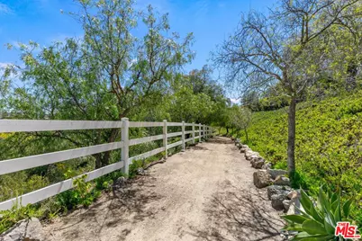 13418 Nightsky Dr, Santa Rosa Valley, CA 93012 - Photo 38