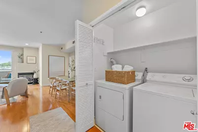 10790 Rose Ave #310, Los Angeles, CA 90034 - Photo 20