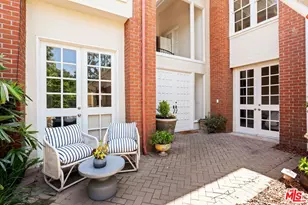 2125 Ridge Dr, Los Angeles, CA 90049 - Photo 2