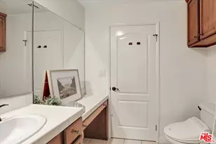 7301 W Manchester Ave, Los Angeles, CA 90045 - Photo 22