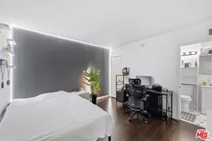 15946 Vanowen St, Van Nuys, CA 91406 - Photo 12