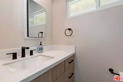 22525 Dardenne St, Calabasas, CA 91302 - Photo 22