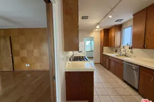 12207 Palms Blvd, Los Angeles, CA 90066 - Photo 14