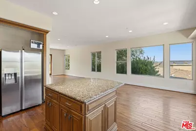 20640 Medley Ln, Topanga, CA 90290 - Photo 8