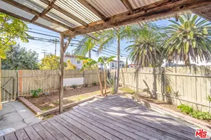 1185 S Tremaine Ave, Los Angeles, CA 90019 - Photo 46