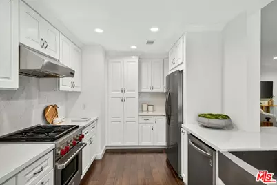 315 N Swall Dr #103, Beverly Hills, CA 90211 - Photo 16