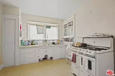 3034 Fairmount St, Los Angeles, CA 90063 - Photo 22