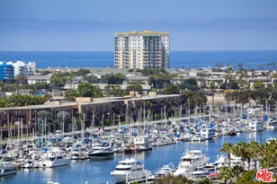 13700 Marina Pointe Dr, Marina del Rey, CA 90292 - Photo 20