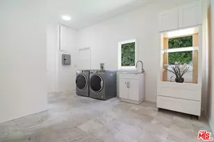 508 N Canon Dr, Beverly Hills, CA 90210 - Photo 42