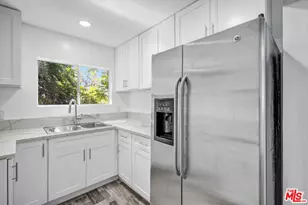 425 N Eastern Ave, Los Angeles, CA 90022 - Photo 30