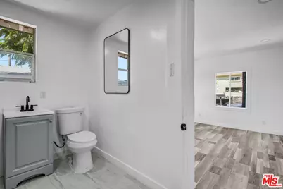 425 N Eastern Ave, Los Angeles, CA 90022 - Photo 18