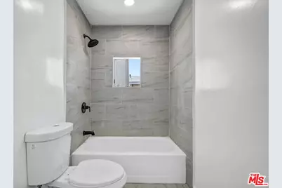 425 N Eastern Ave, Los Angeles, CA 90022 - Photo 34