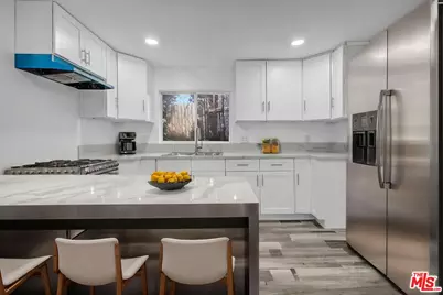 425 N Eastern Ave, Los Angeles, CA 90022 - Photo 4