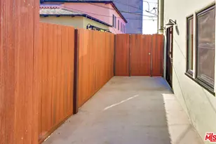 836 Hilldale Ave, West Hollywood, CA 90069 - Photo 22