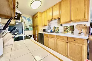 622 S Barrington Ave, Los Angeles, CA 90049 - Photo 6