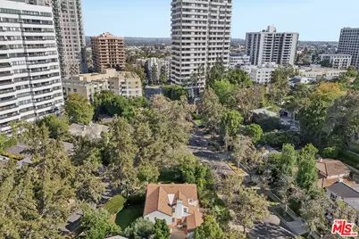 10575 Lindbrook Dr, Los Angeles, CA 90024 - Photo 60