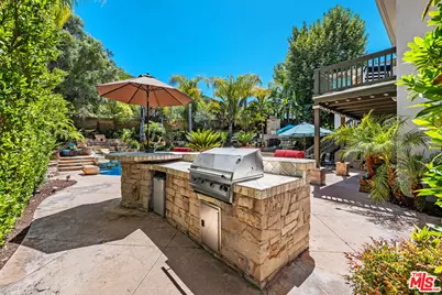 25514 Brighton Pl, Stevenson Ranch, CA 91381 - Photo 40