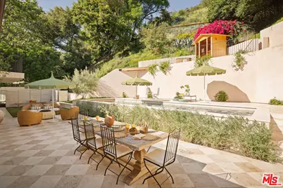 3640 Mandeville Canyon Rd, Los Angeles, CA 90049 - Photo 12
