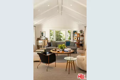 8836 Evanview Dr, West Hollywood, CA 90069 - Photo 6