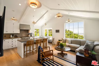 8836 Evanview Dr, West Hollywood, CA 90069 - Photo 12