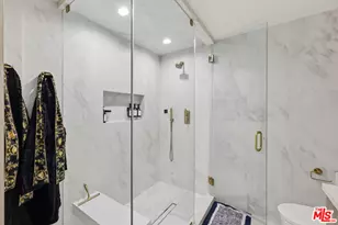 2300 Benedict Canyon Drive, Beverly Hills, CA 90210 - Photo 20