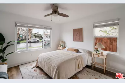 607 W 111th Pl, Los Angeles, CA 90044 - Photo 16