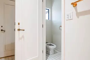1220 Roxbury Dr, Los Angeles, CA 90035 - Photo 36