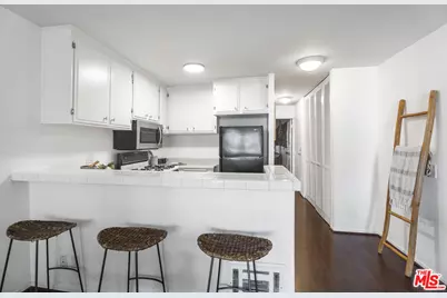 22 Navy St #205, Venice, CA 90291 - Photo 14