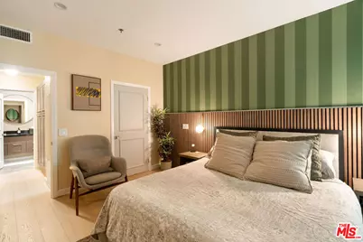 585 N Rossmore Ave #407, Los Angeles, CA 90004 - Photo 16
