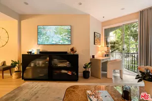 585 N Rossmore Ave, Los Angeles, CA 90004 - Photo 4
