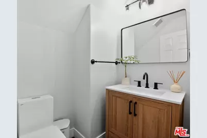 5018 S Chariton Ave, Los Angeles, CA 90056 - Photo 22
