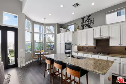 5018 S Chariton Ave, Los Angeles, CA 90056 - Photo 10