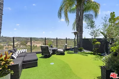 5018 S Chariton Ave, Los Angeles, CA 90056 - Photo 28