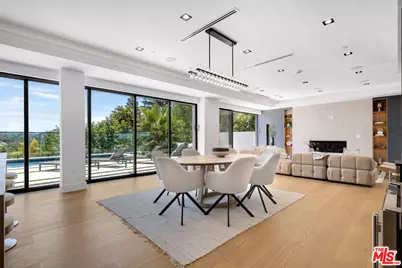 16800 Oak View Dr, Encino, CA 91436 - Photo 8