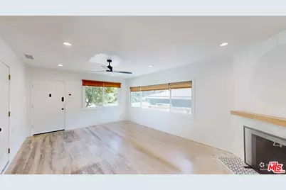 8462 Kirkwood Dr, Los Angeles, CA 90046 - Photo 10