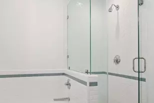 6204 S Corning Ave, Los Angeles, CA 90056 - Photo 28