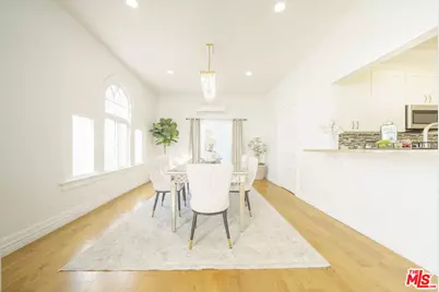 1159 S Norton Ave, Los Angeles, CA 90019 - Photo 16